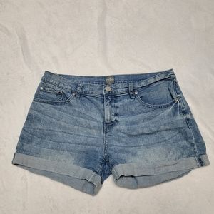 SOHO New York and Company Jean Shorts Size 6
